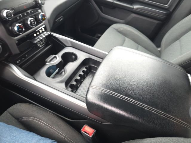 Used 2019 RAM 1500 Big Horn AWD/4WD image 32