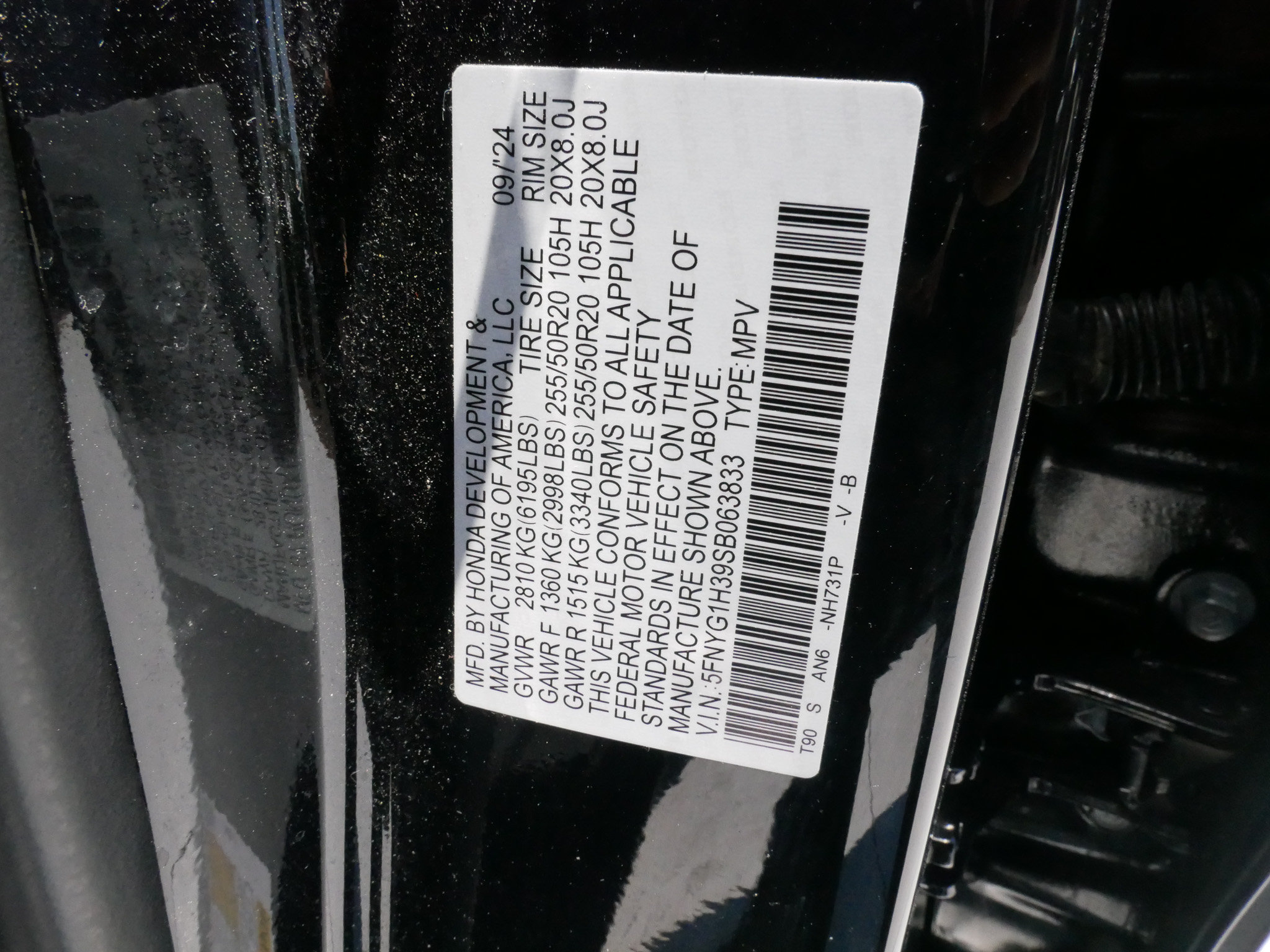 Certified 2025 Honda Pilot Sport image 34