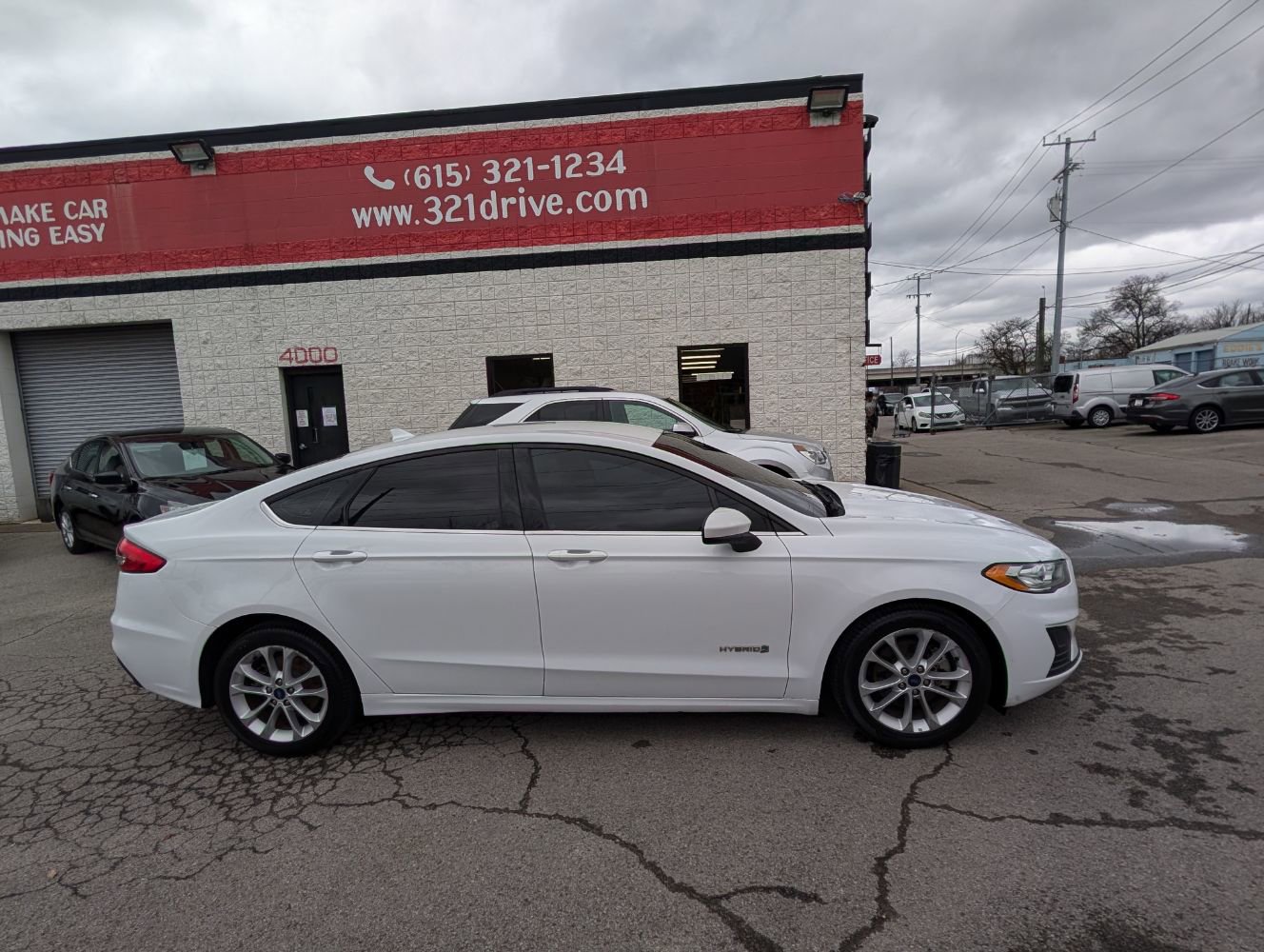 Used 2019 Ford Fusion SE image 5