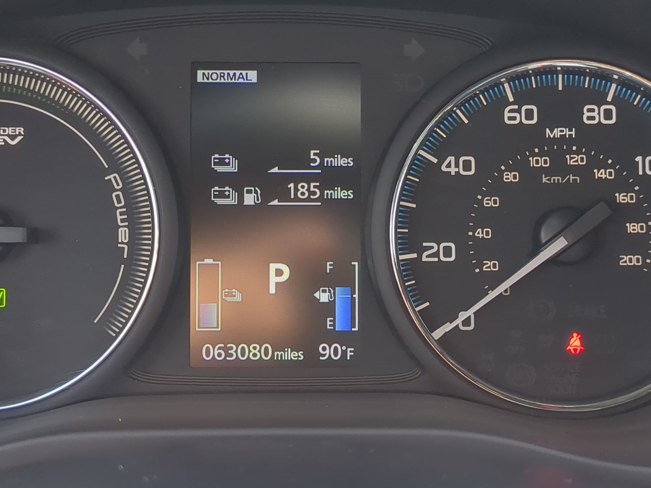 Used 2019 Mitsubishi Outlander SEL AWD/4WD image 23