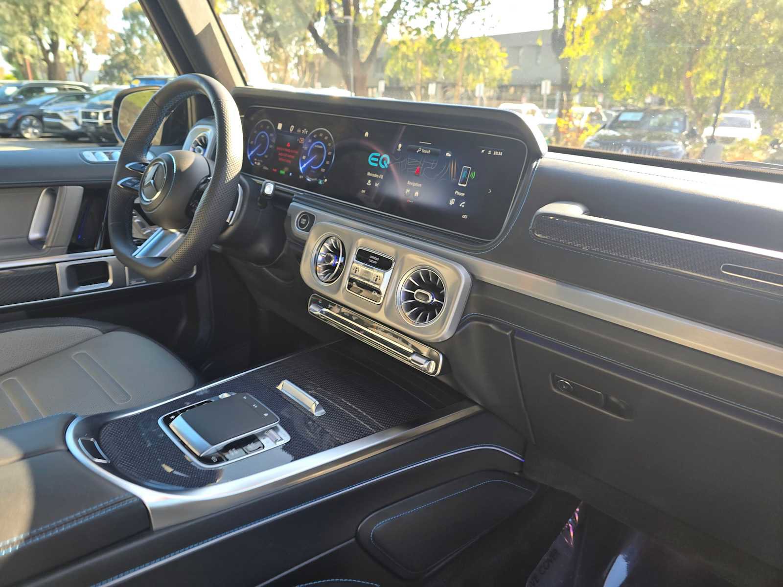 Used 2025 Mercedes-Benz G 580 w/ EQ Technology image 12