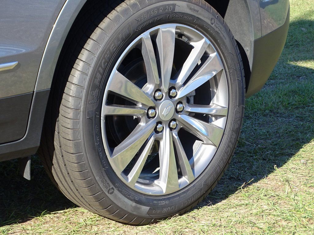 Used 2025 Cadillac XT5 Premium Luxury image 31