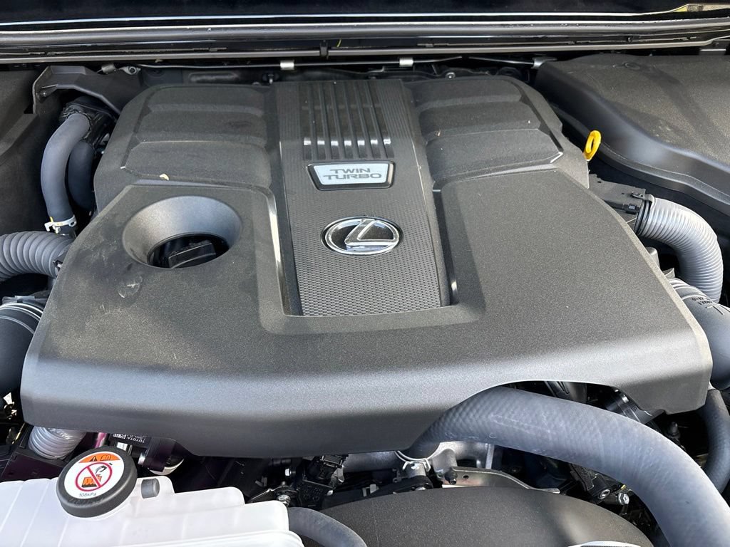 Certified 2026 Lexus GX 550 w/ Accessory Package (CT) AWD/4WD image 9