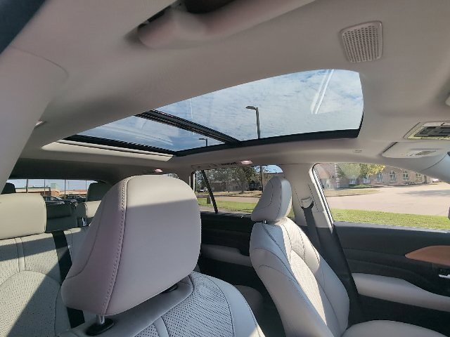 Used 2026 Toyota Grand Highlander AWD image 4