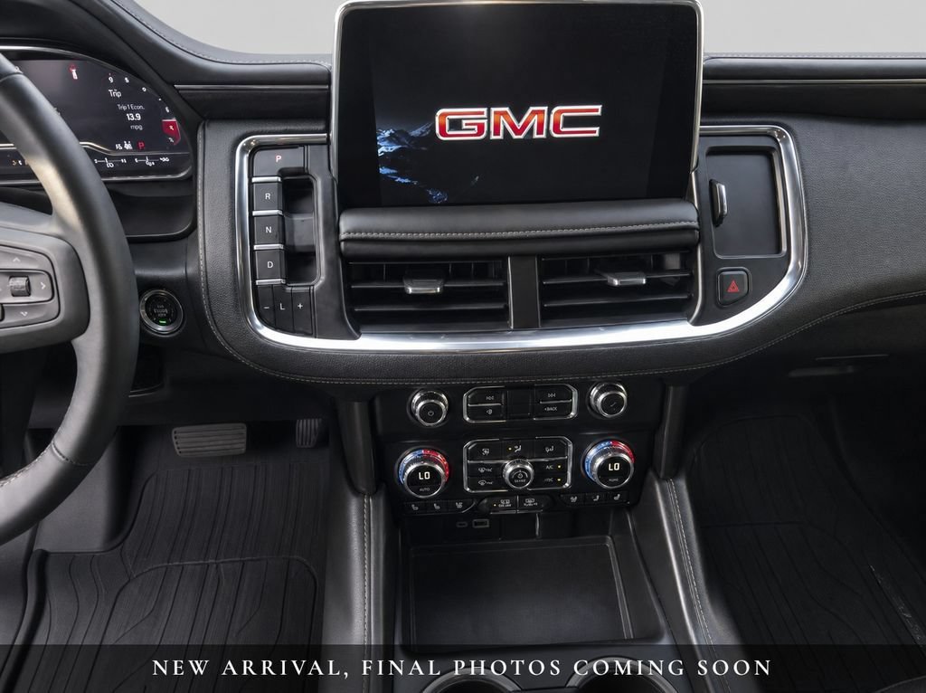 Used 2024 GMC Yukon AT4 w/ AT4 Premium Plus Package AWD/4WD image 9