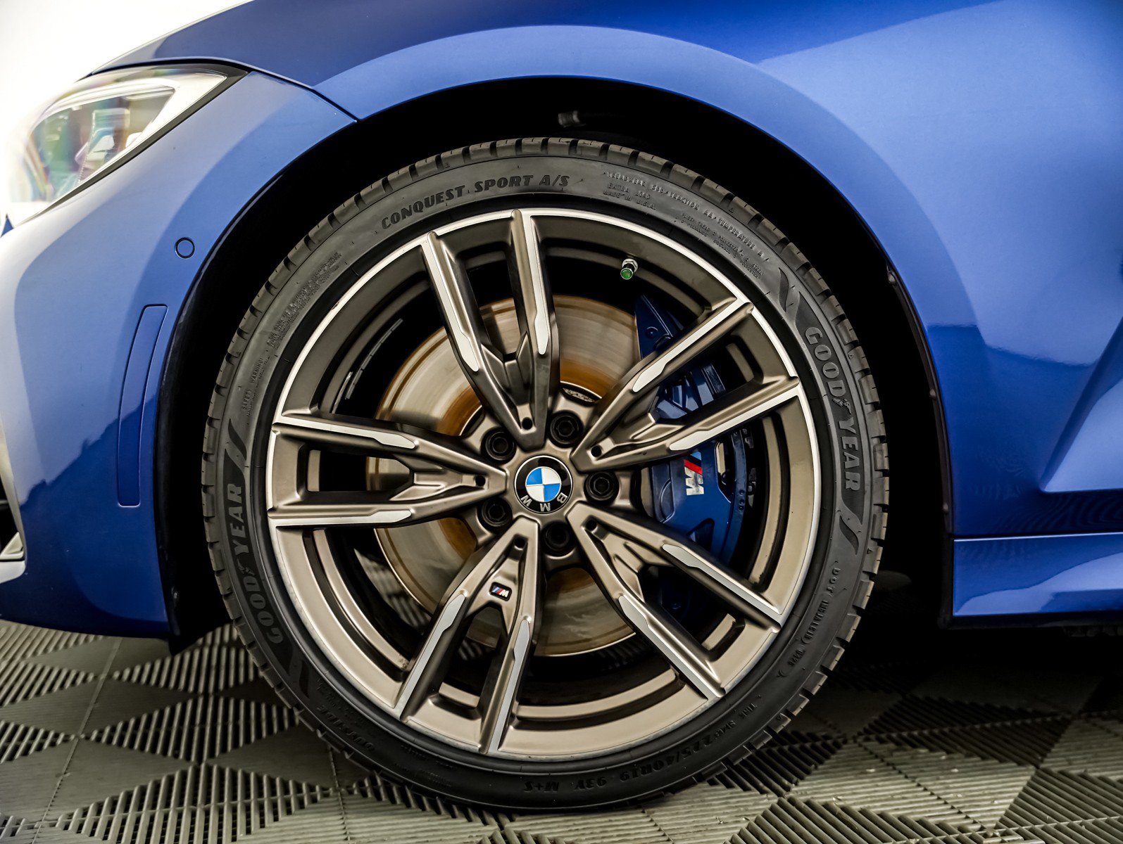 Used 2020 BMW M340i xDrive w/ Executive Package AWD/4WD image 6