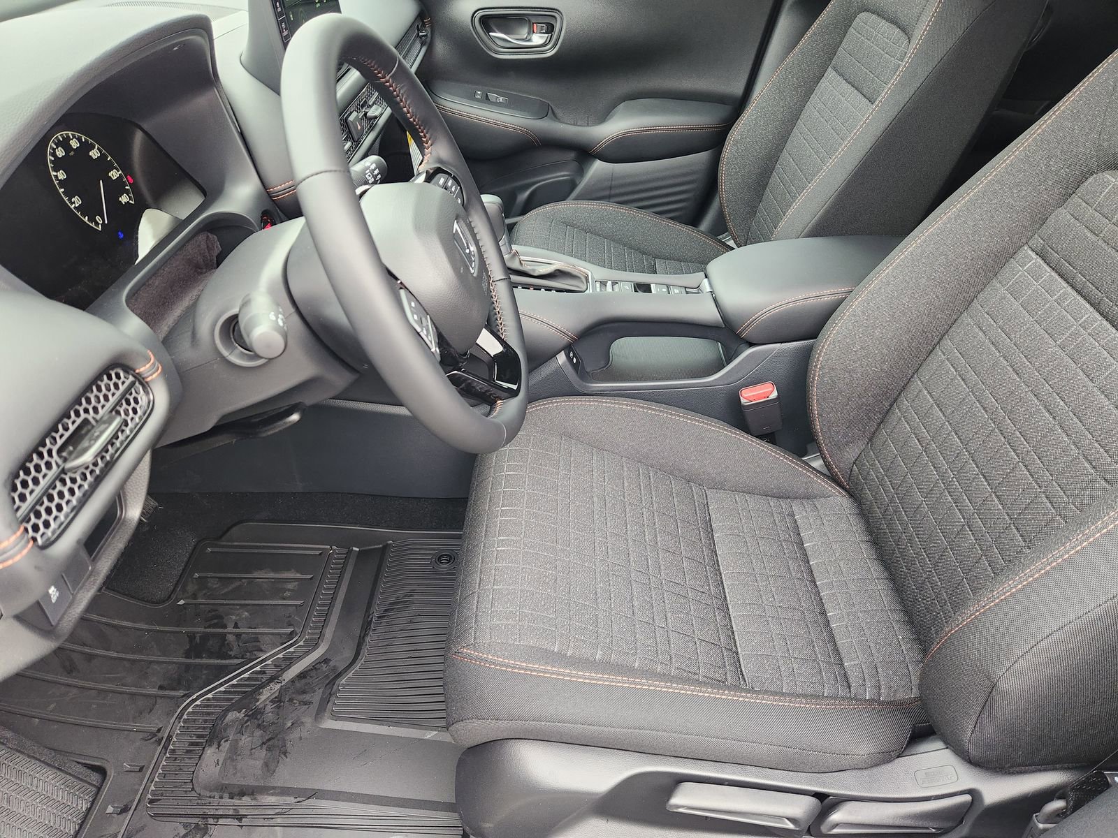 New 2026 Honda HR-V Sport image 16