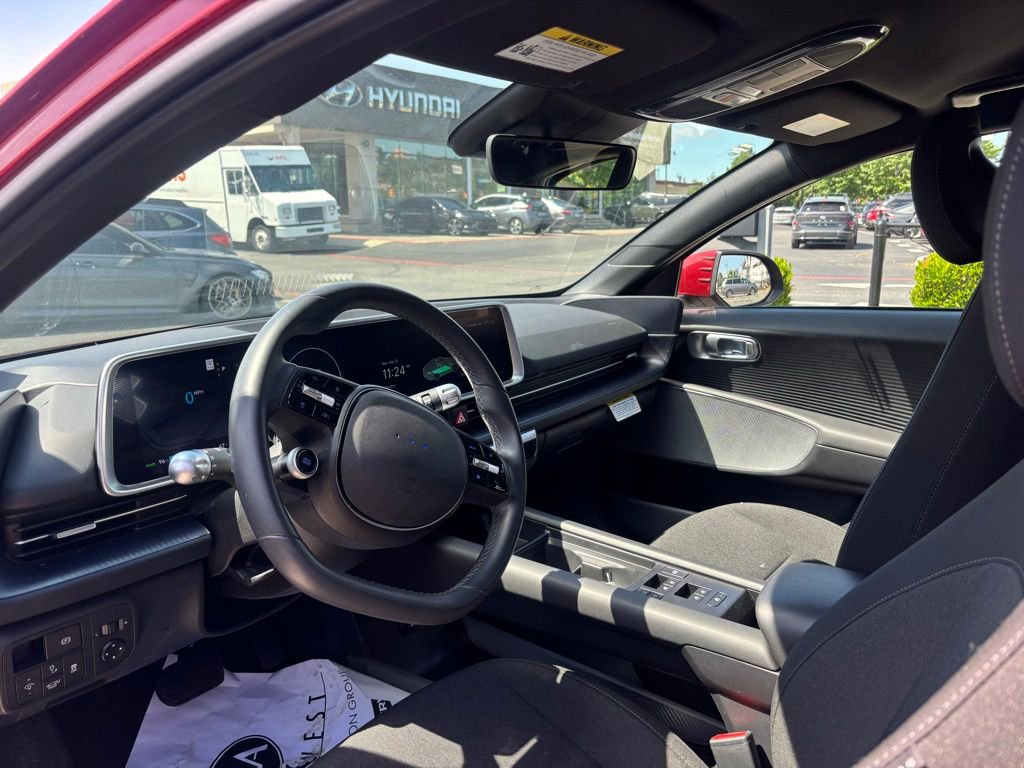 Certified 2024 Hyundai Ioniq 6 SE RWD image 5