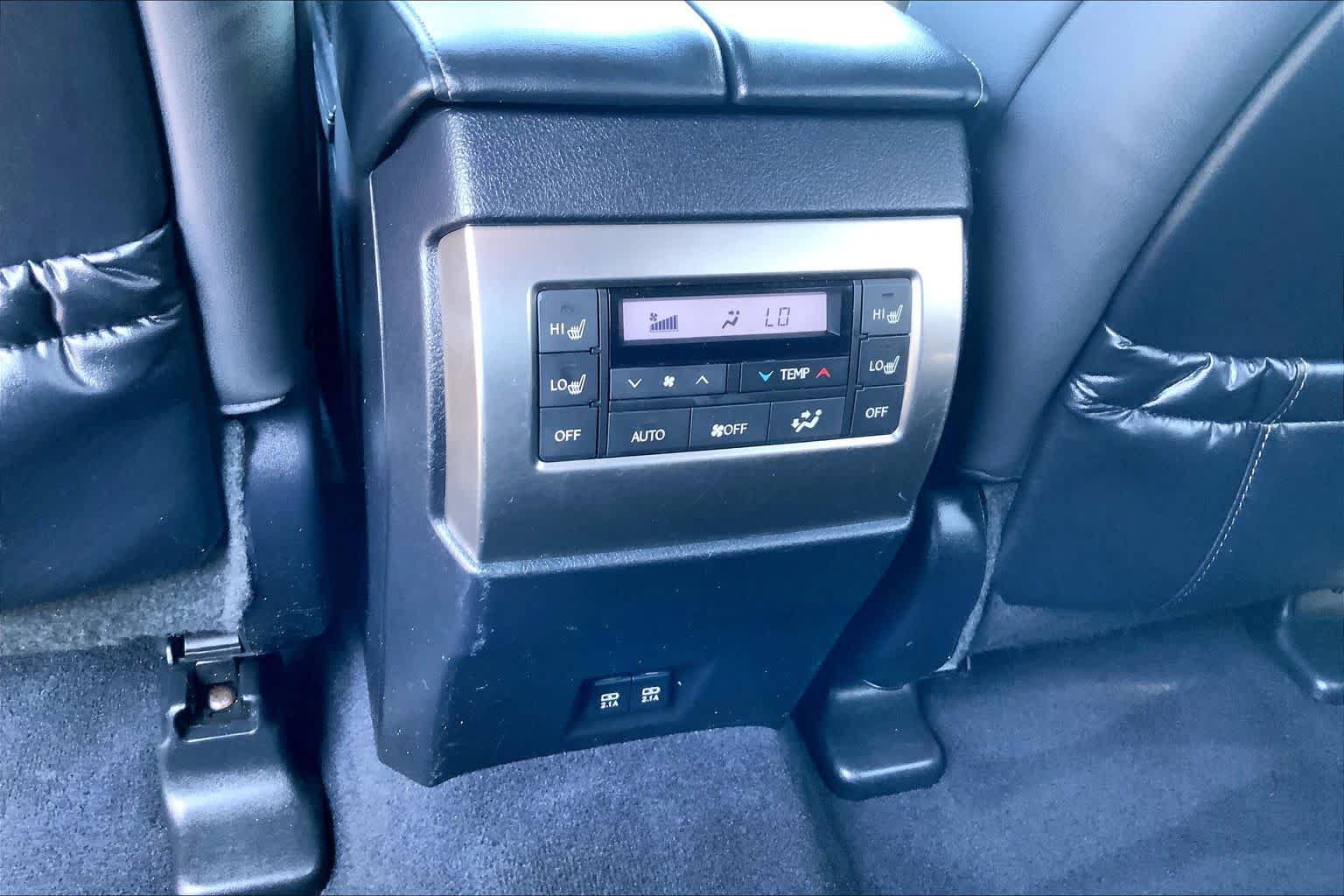 Used 2022 Lexus GX 460 Premium w/ Premium Plus Package AWD/4WD image 34
