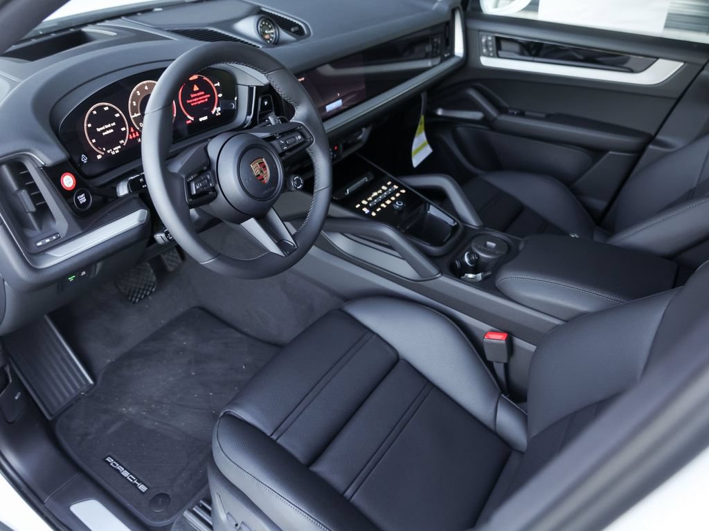 New 2026 Porsche Cayenne E-Hybrid Coupe AWD/4WD image 4