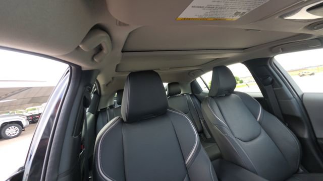 Used 2024 Toyota Prius Limited w/ Limited Premium Package FWD image 29