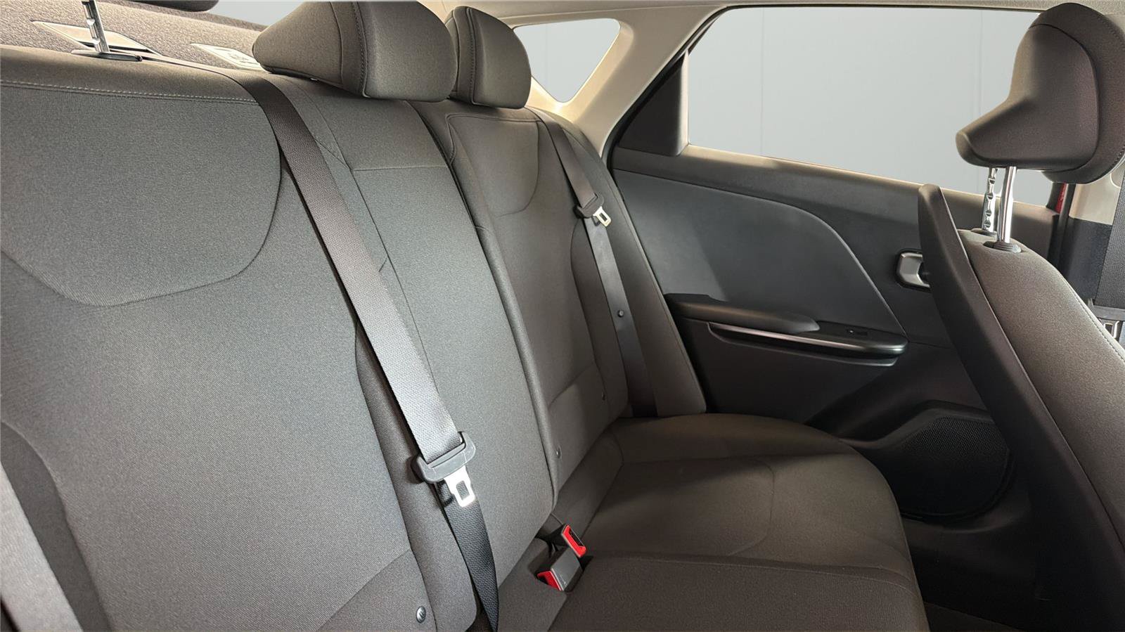 New 2026 Kia K4 FWD image 13