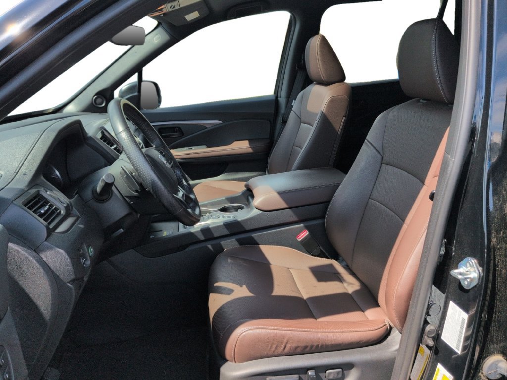 Used 2025 Honda Passport EX-L image 22