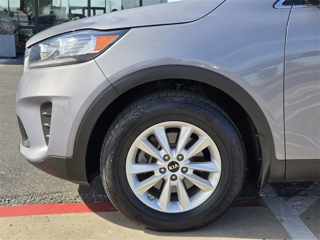 Certified 2020 Kia Sorento L image 8