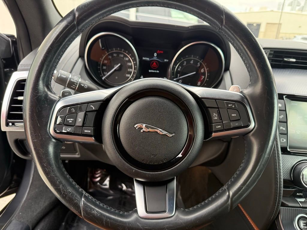 Used 2018 Jaguar F-TYPE R-Dynamic AWD/4WD image 12