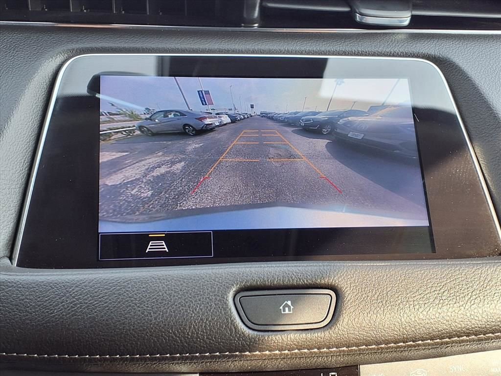 Used 2023 Cadillac XT4 Luxury FWD image 4