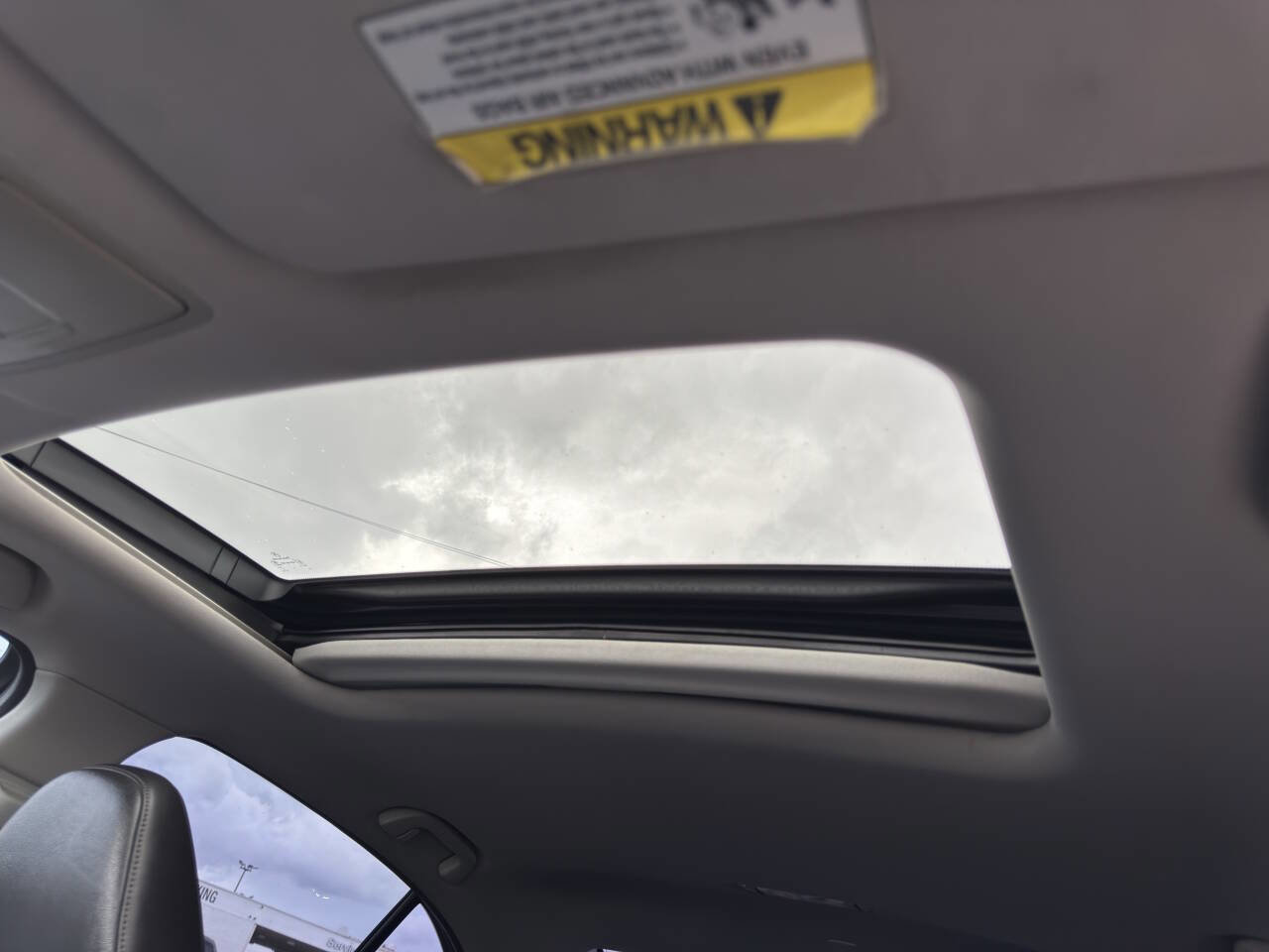 Used 2017 Acura TLX w/ Technology Package image 24