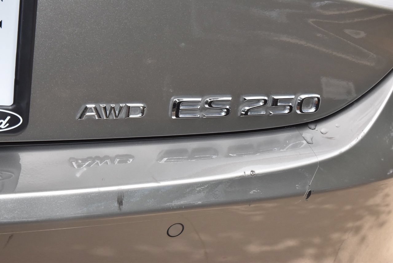 Used 2021 Lexus ES 250 w/ Premium Package AWD/4WD image 40