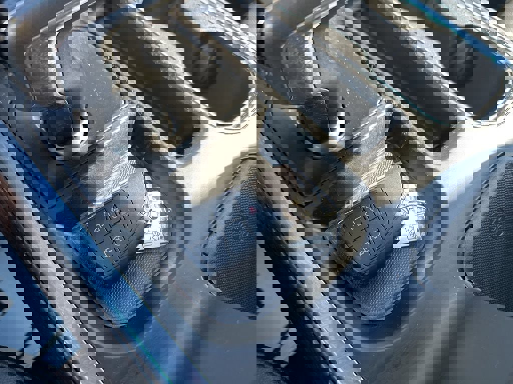 Used 2022 GMC Sierra 1500 SLT w/ SLT Convenience Package image 29