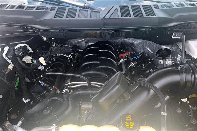 Used 2025 Ford F150 XLT w/ Equipment Group 301A Standard AWD/4WD image 9