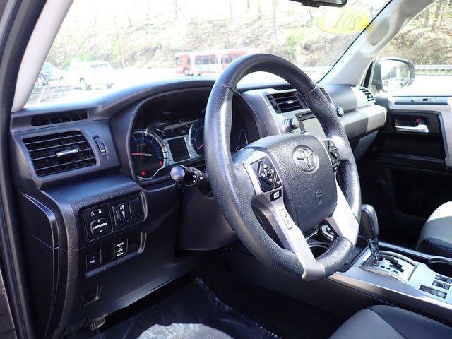 Certified 2019 Toyota 4Runner SR5 Premium AWD/4WD image 16