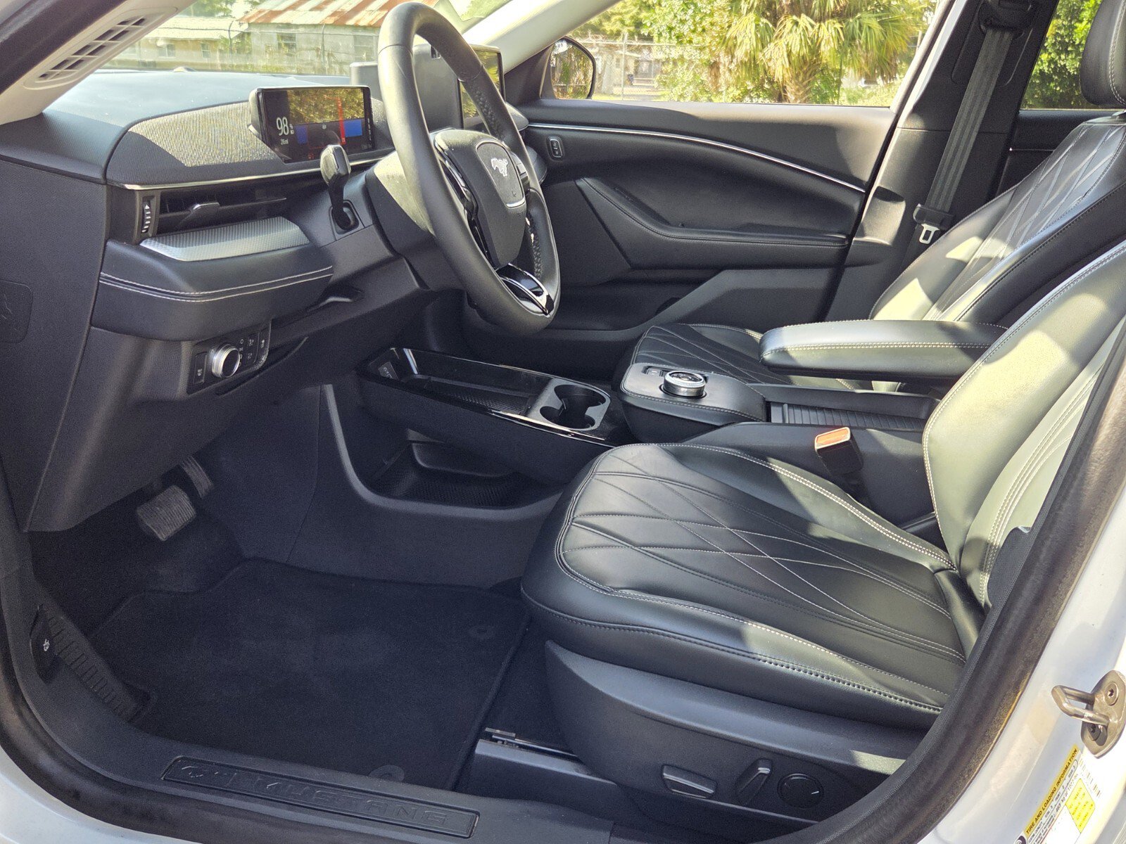 Used 2022 Ford Mustang Mach-E Select RWD image 9
