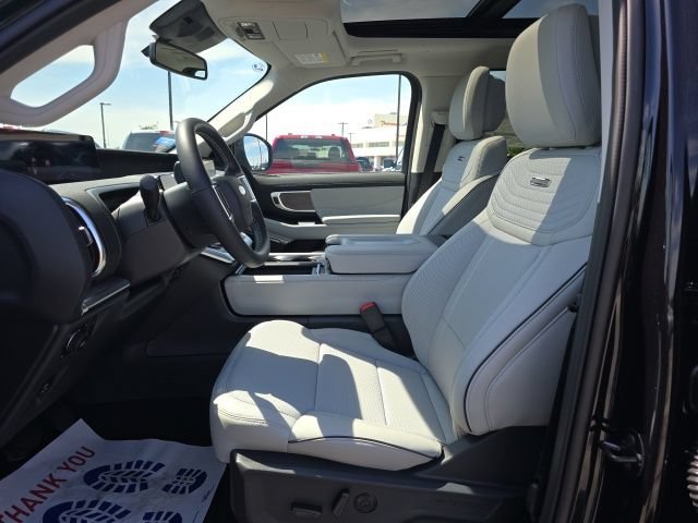 New 2026 Ford Expedition Max Platinum w/ Platinum Ultimate Package AWD/4WD image 11