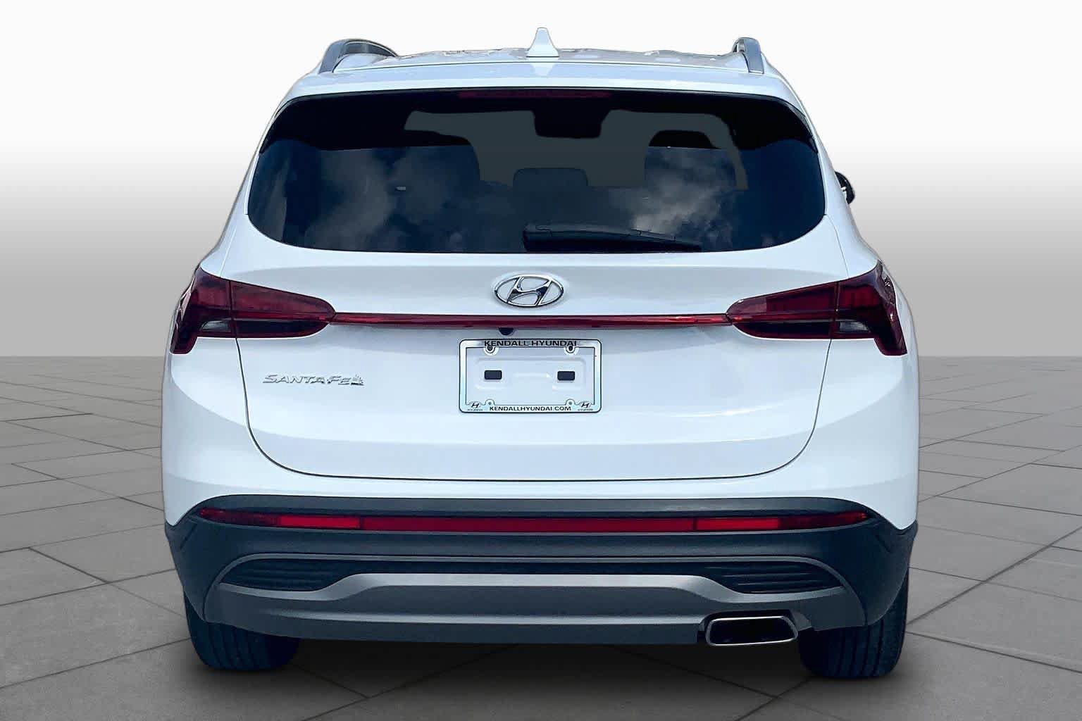 Used 2023 Hyundai Santa Fe SEL FWD image 5