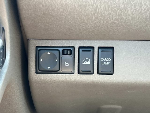Used 2018 Nissan Frontier SV w/ Value Truck Package AWD/4WD image 26