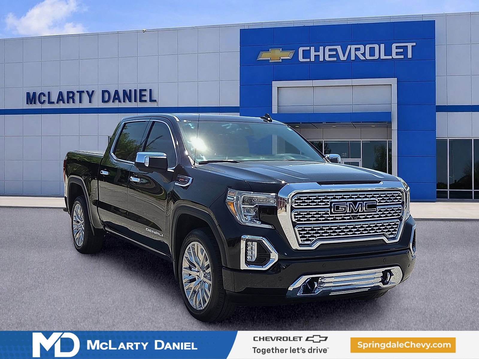 Used 2019 GMC Sierra 1500 Denali w/ Denali Ultimate Package AWD/4WD image 1