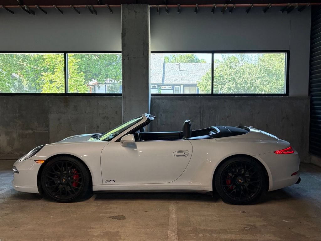 Used 2015 Porsche 911 Cabriolet image 2