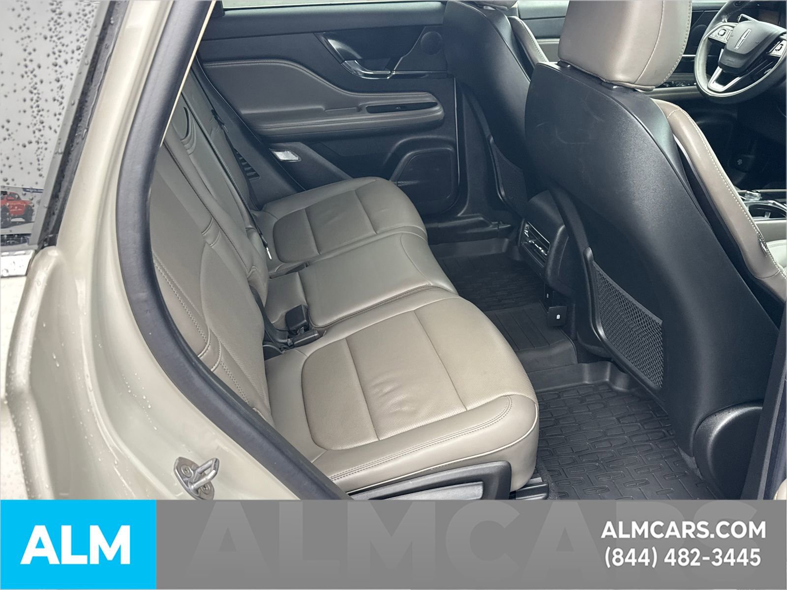 Used 2023 Lincoln Corsair Reserve w/ Rear Removable Package Tray image 18