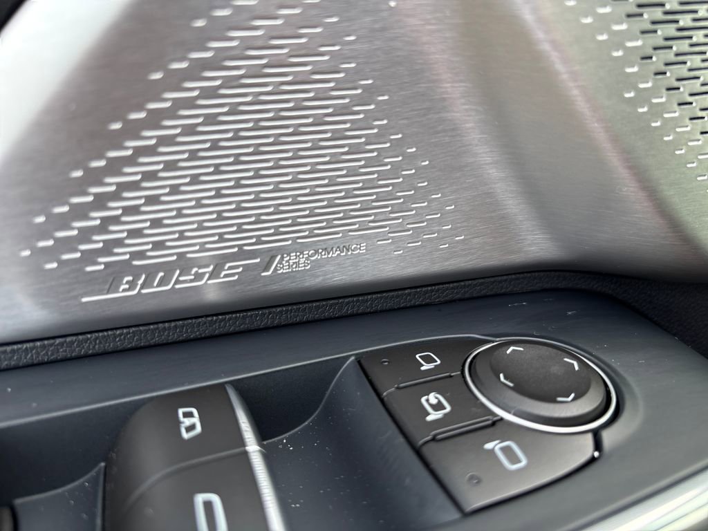 New 2026 GMC Acadia Denali Ultimate w/ LPO, Floor Liner Package image 13