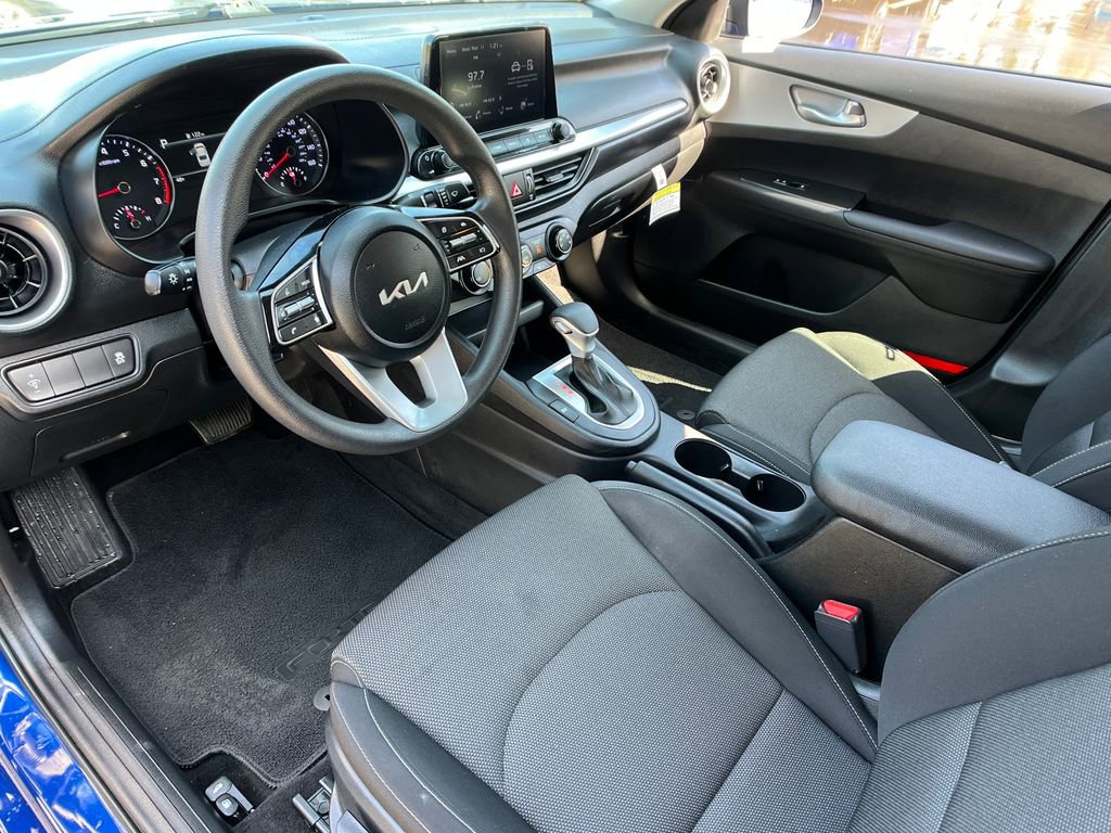 Used 2023 Kia Forte LXS image 11