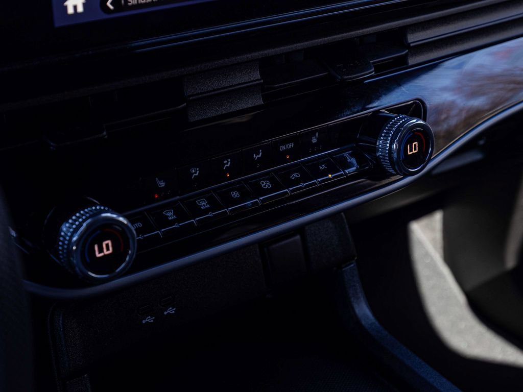 Used 2025 Honda Prologue EX image 21