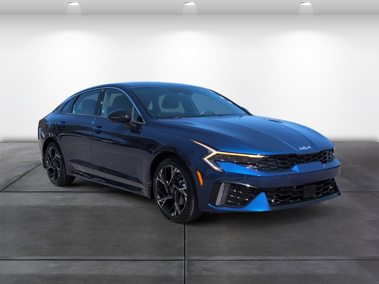 Used 2025 Kia K5 GT-Line image 2