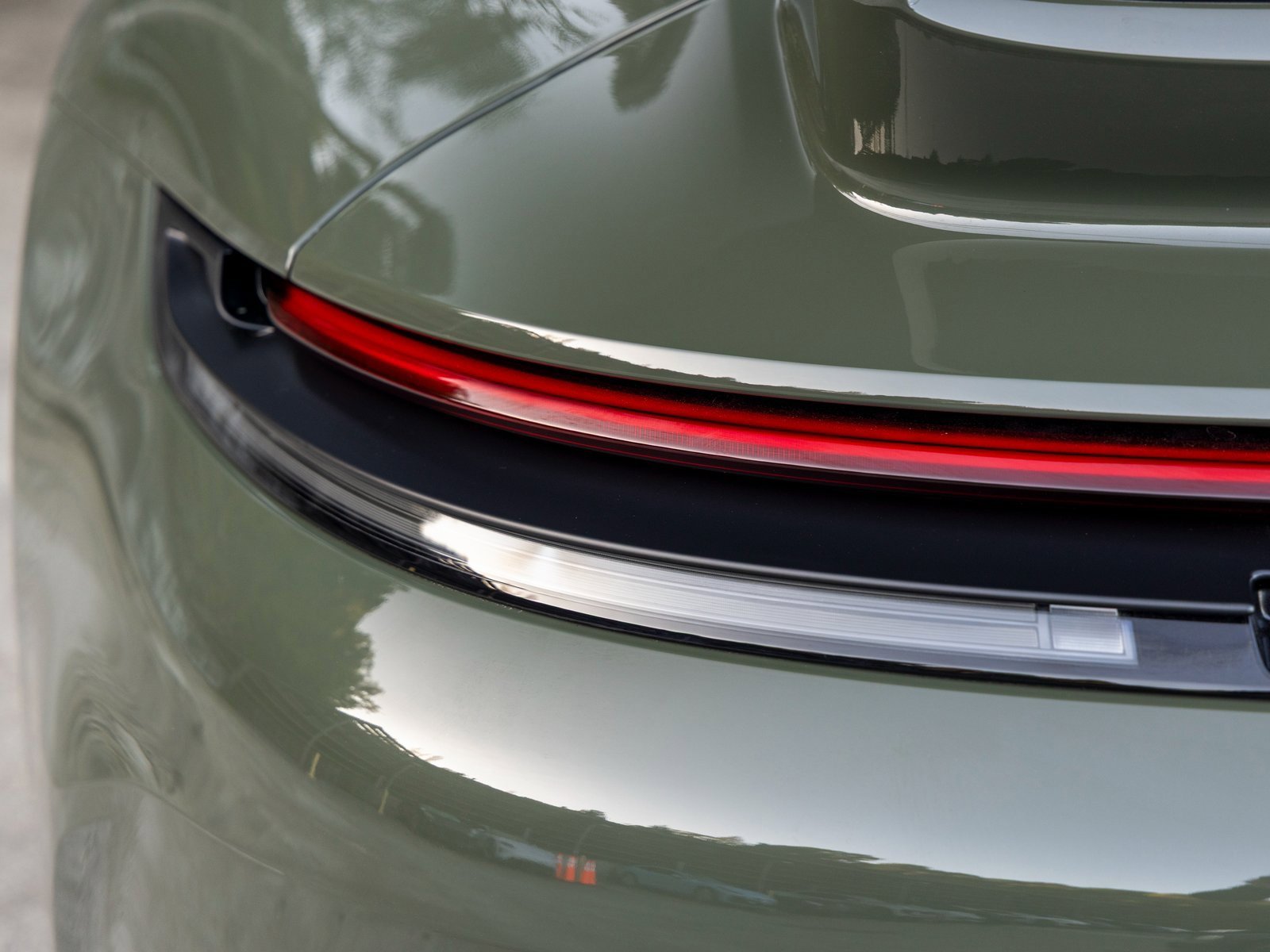 Certified 2025 Porsche 911 Carrera image 21