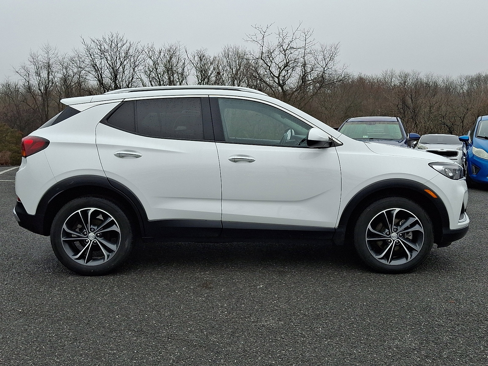 Used 2023 Buick Encore GX Essence image 7