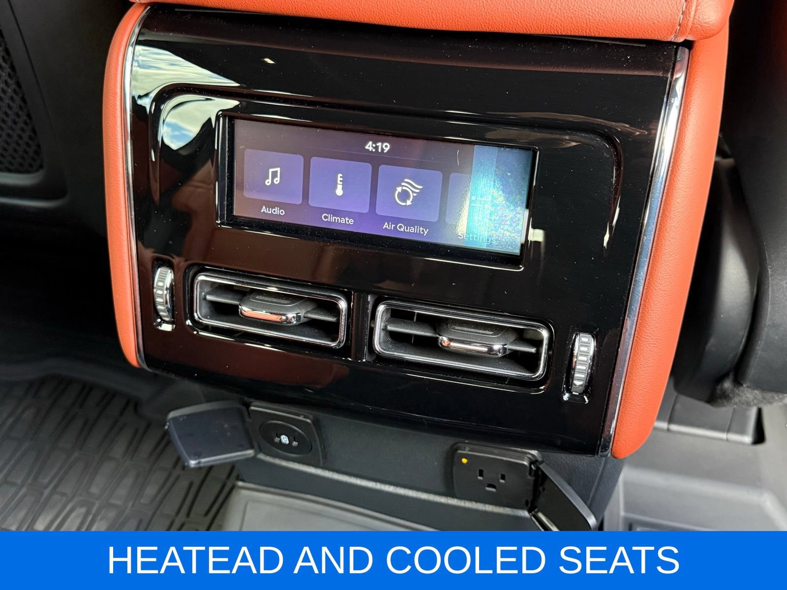 Used 2025 Lincoln Aviator Reserve w/ Illumination Package AWD/4WD image 19