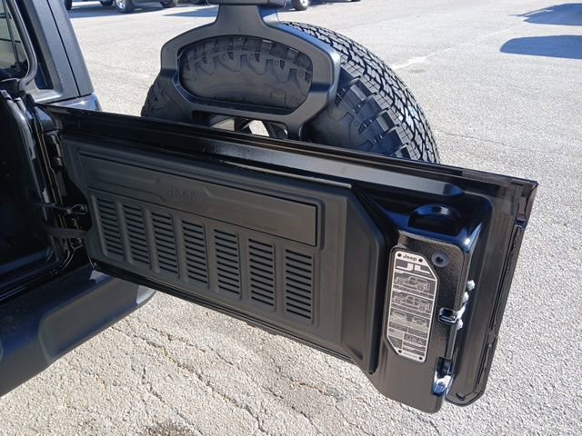 New 2026 Jeep Wrangler Unlimited Sport AWD/4WD image 18