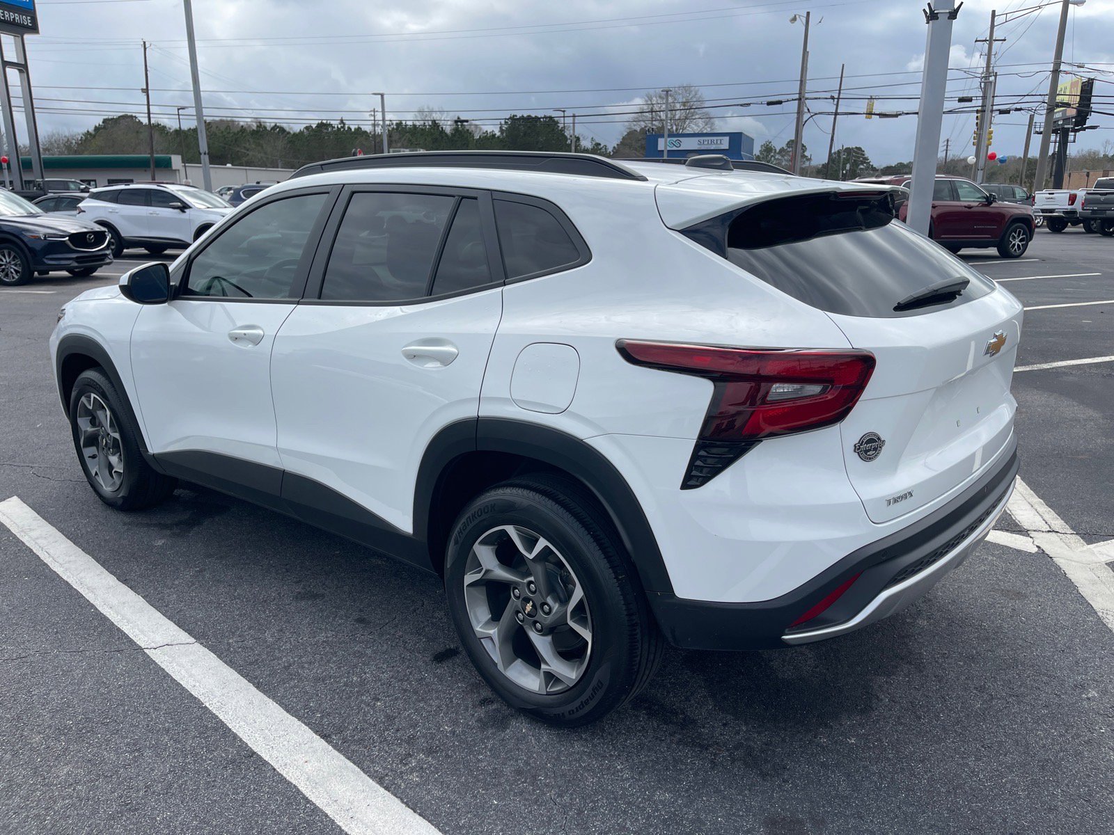 Used 2024 Chevrolet Trax LT w/ Sunroof Package image 12