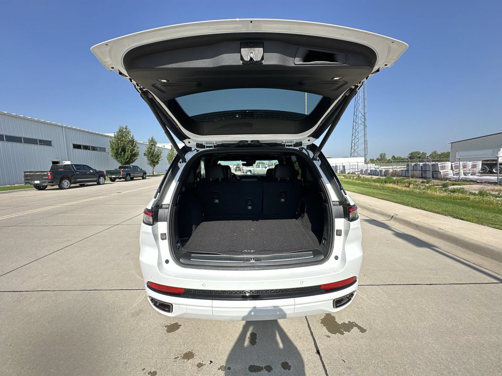 Used 2025 Jeep Grand Cherokee Summit AWD/4WD image 26