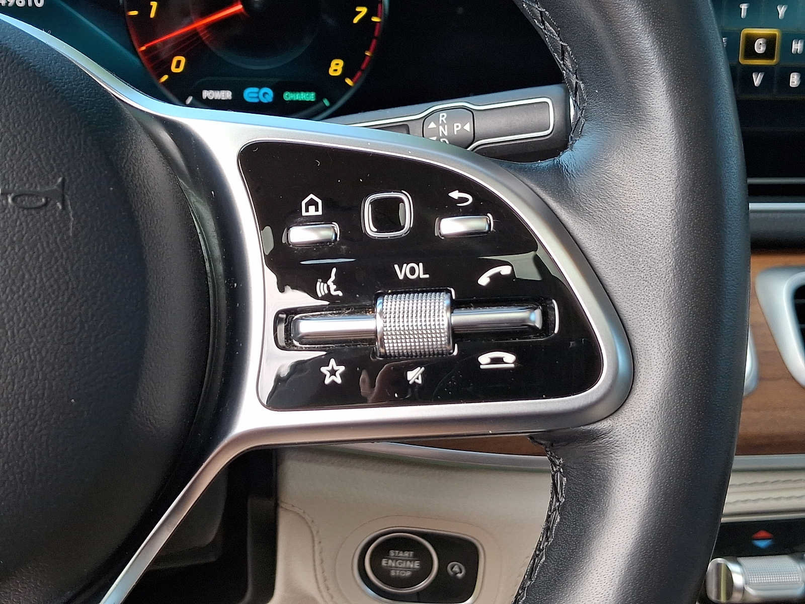 Used 2022 Mercedes-Benz GLS 450 4MATIC image 25