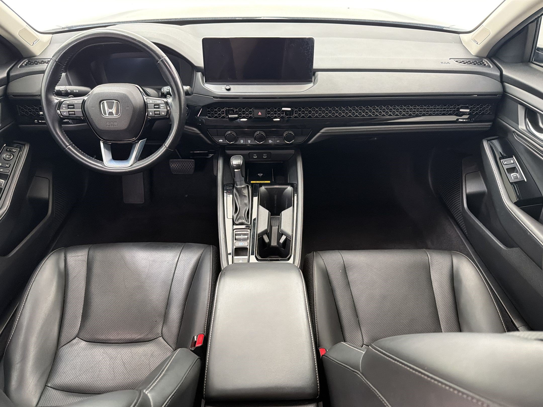 Used 2023 Honda Accord Touring image 15