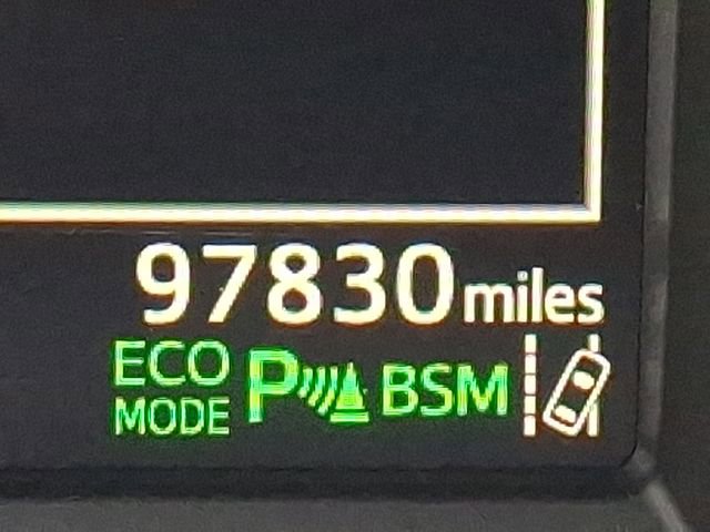 Used 2018 Toyota RAV4 Limited image 21