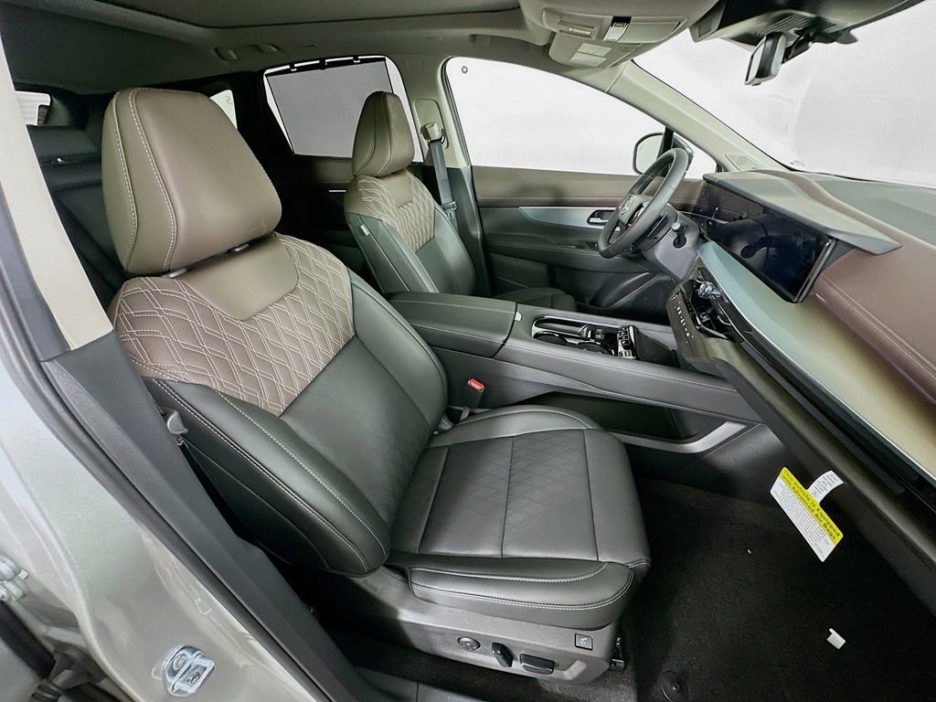 Used 2025 Nissan Murano Platinum w/ Cargo Package image 37