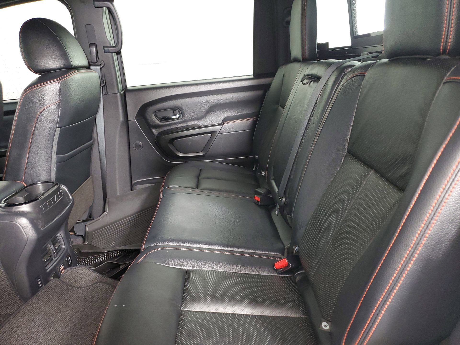 Used 2024 Nissan Titan PRO-4X w/ Pro-4x Convenience Package image 50