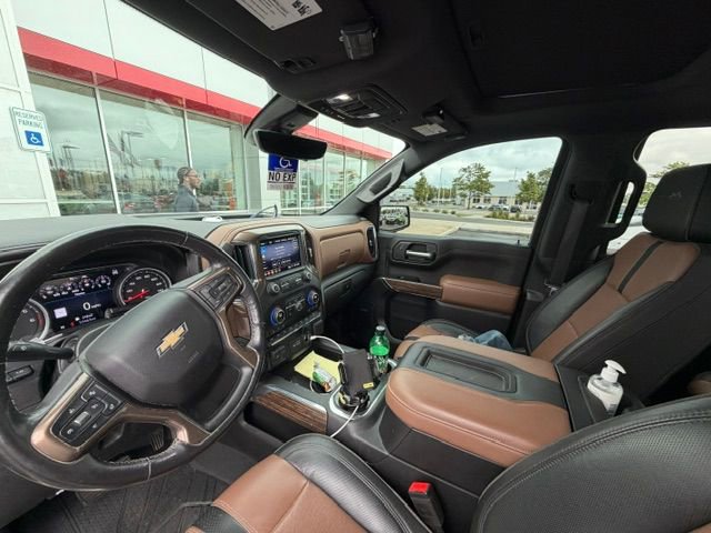 Used 2019 Chevrolet Silverado 1500 High Country w/ High Country Premium Package AWD/4WD image 11