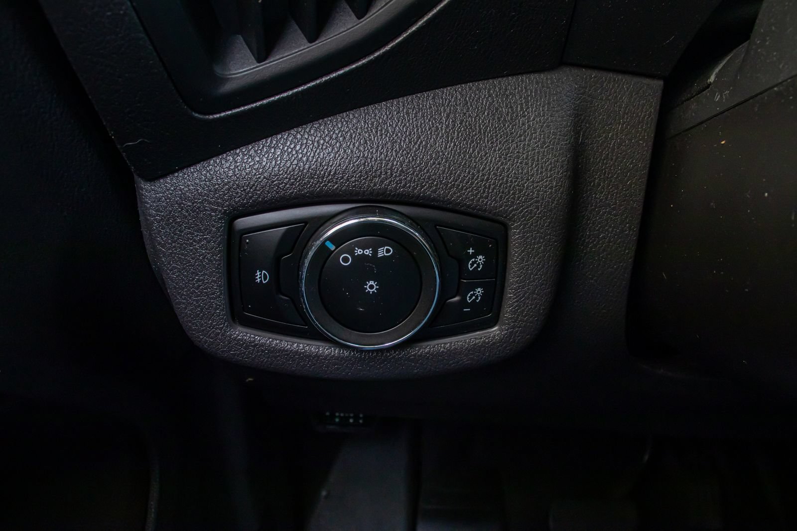 Used 2017 Ford Transit Connect XLT FWD image 18