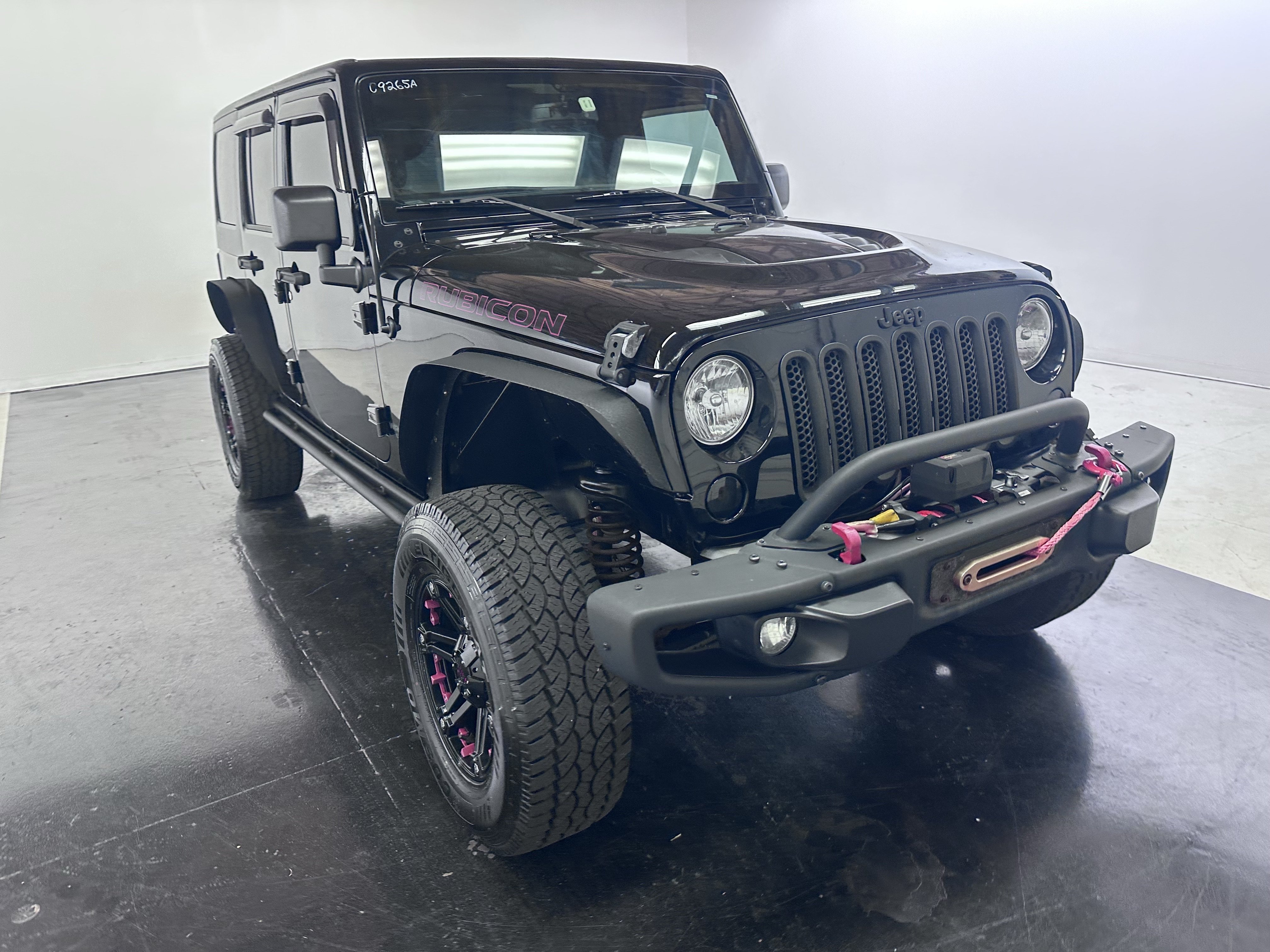 Used 2015 Jeep Wrangler Unlimited Rubicon AWD/4WD image 4